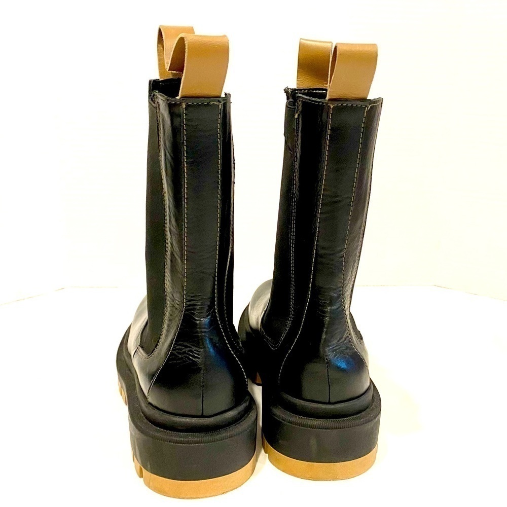 NWOT — Carvela Leather Ankle Boots with Pull Tabs Size 7 (38 eu) - Picture 4 of 11